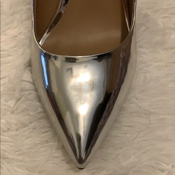 Call It Spring metallic silver size 9 - Picture 3 of 12